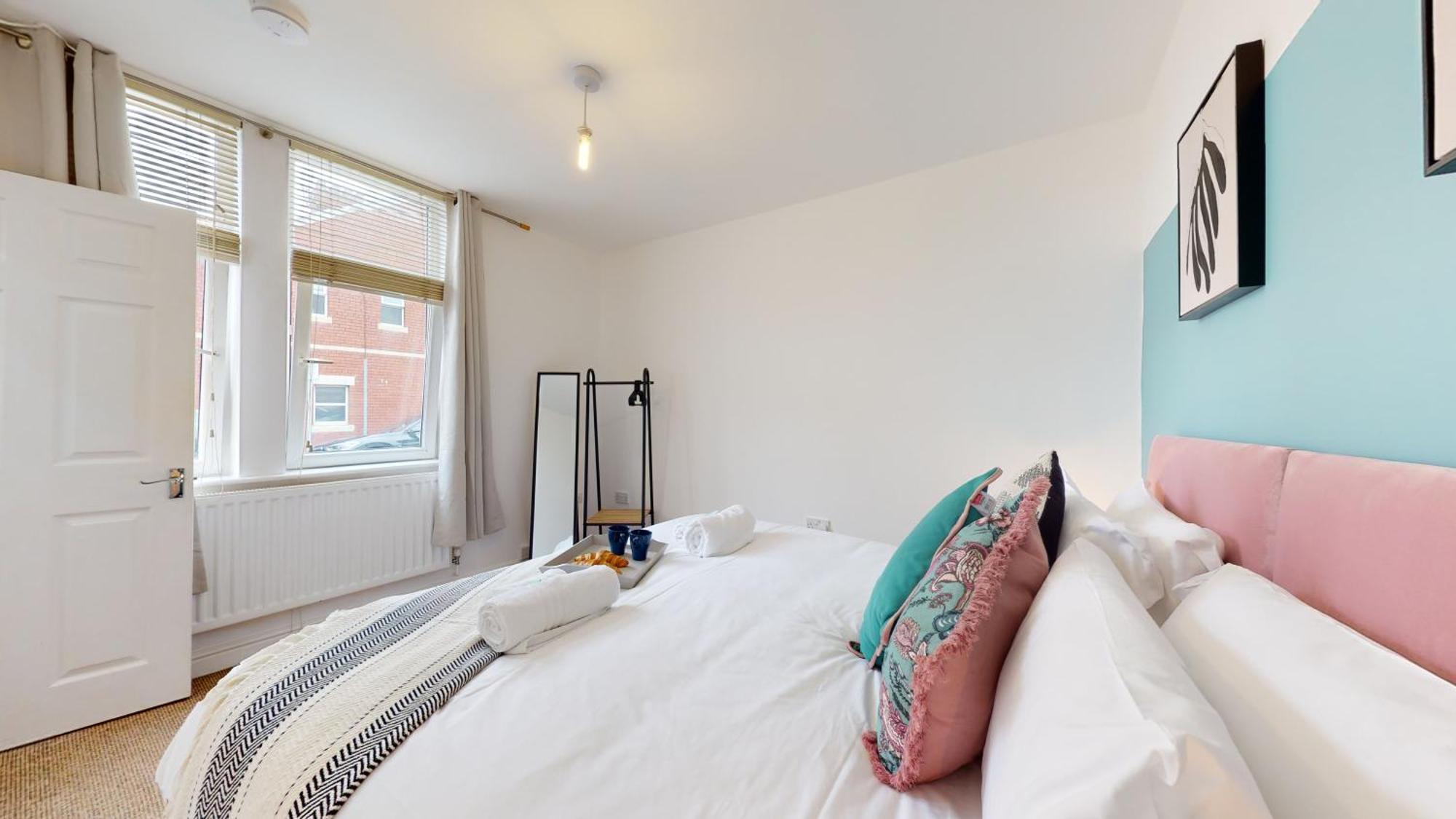 Cosy Cardiff Apartment And Patio Exterior photo